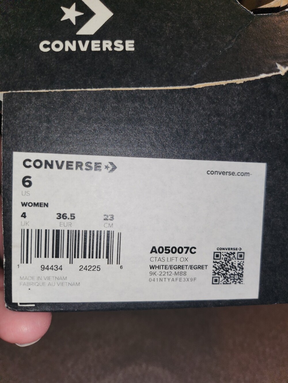 Converse Women’s Low Top Lace Sneakers in Cream - Picture 6 of 6